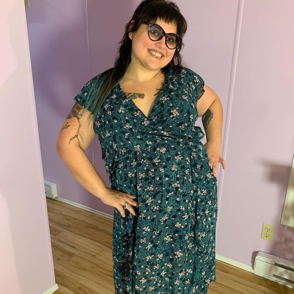 Joe Fresh Floral Dress - Picture 2 of 2